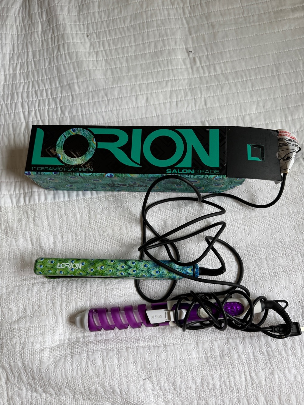 Green Peacock Ceramic Flat Iron - Colorful Hair Styling